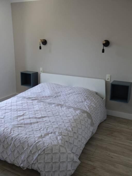 Spacieux Appartement Au Pied De La Cite Medievale قرقشونه المظهر الخارجي الصورة